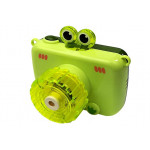 Fotoaparát vytvárajúci bubliny žaba zelená